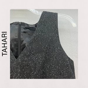 NWT Tahari Amor Women’s Sheath Dress Women’s Size 12 Black and White